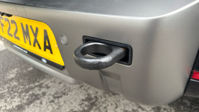 Land Rover Defender 3.0 D250 X-Dynamic SE 90 3dr Auto Diesel Estate